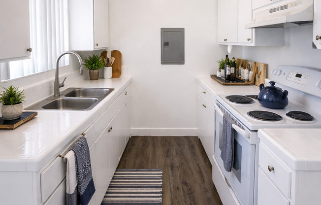 1 bed, 1 bath, 601 sqft, $1,450, Unit 22