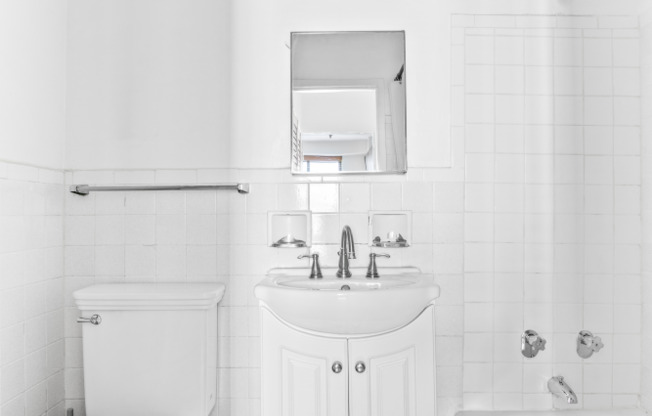 Studio, 1 bath, 579 sqft, $3,700, Unit 9S