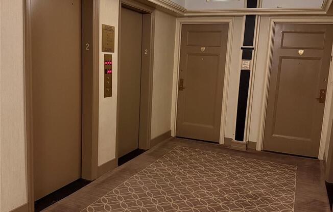 Studio, 1 bath, $2,700, Unit 207
