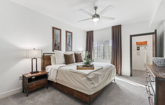 1 bed, 1 bath, 898 sqft, $1,430, Unit 1053