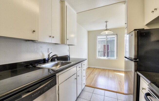 1 bed, 1 bath, $2,995, Unit 108