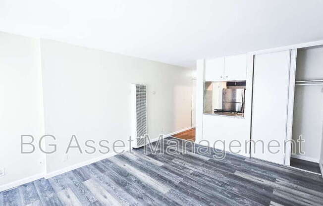 3600 DIMOND AVE