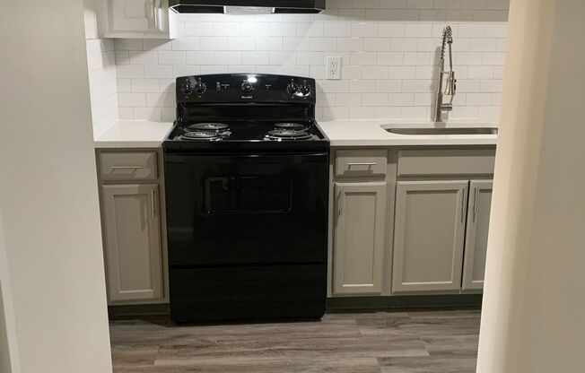 2 beds, 2 baths, 853 sqft, $1,600, Unit 615