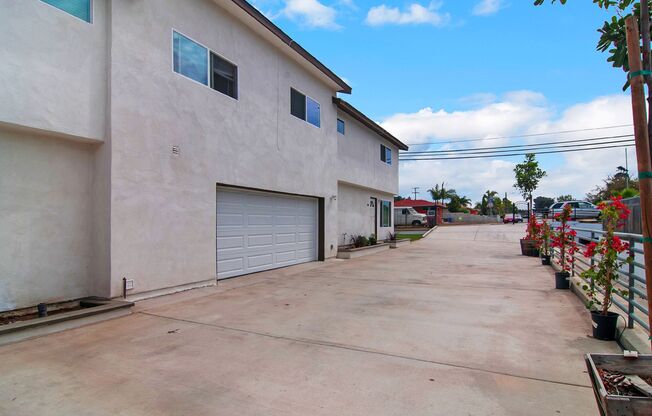 Large 3 Bed 2 Bath house