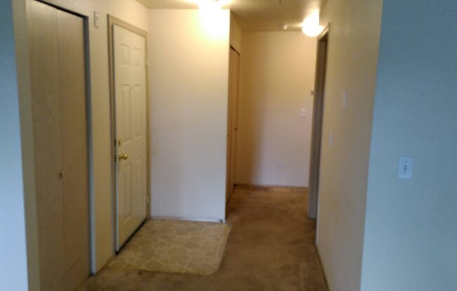 2 beds, 2 baths, 1,067 sqft, $1,675, Unit 205