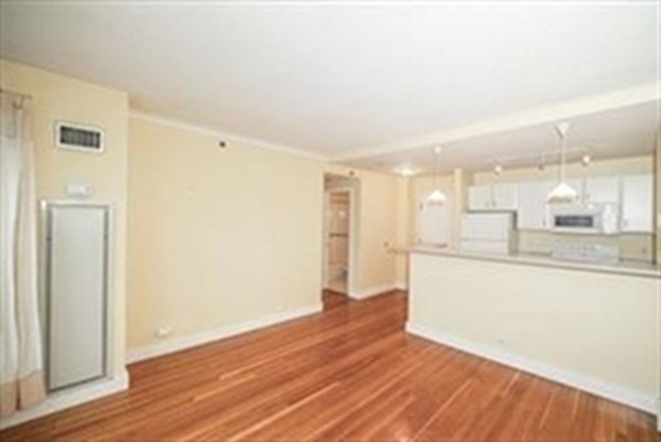 1 bed, 1 bath, 496 sqft, $2,750, Unit 603