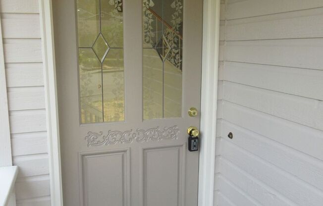 Two Bedroom, Two Bathroom Home in West Salem