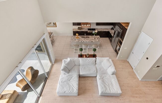 Luxury Summerlin home in gated community with pool/spa