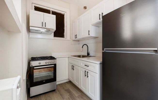 Studio, 1 bath, 465 sqft, $1,450, Unit 206