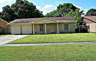 Great home for rent in the Heathercrest subdivision