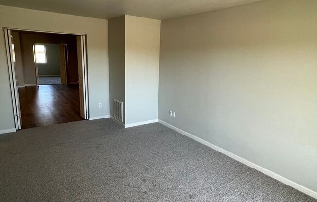 2 beds, 2 baths, 1,055 sqft, $1,500, Unit 211-H243