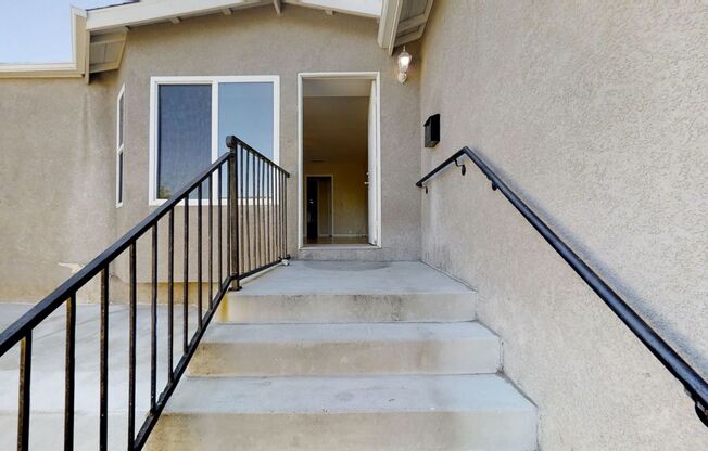 6BD/3BA on College Ave!