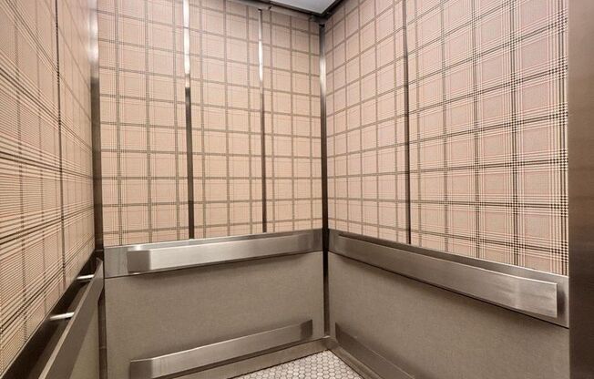 1 bed, 1 bath, $1,885, Unit E4