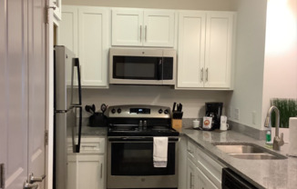 2 beds, 2 baths, 1,003 sqft, $4,440, Unit 109-1A