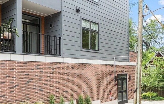 124 HIGHLAND AVE