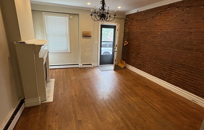 32 WARWICK ST PATH