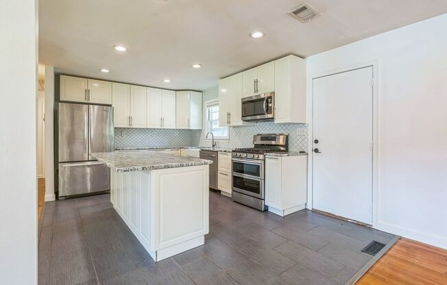 Charming 3BR House in Decatur
