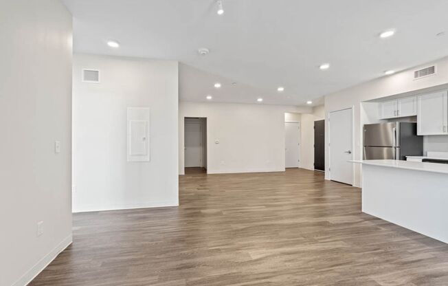 2 beds, 2 baths, 1,300 sqft, $2,100, Unit #110