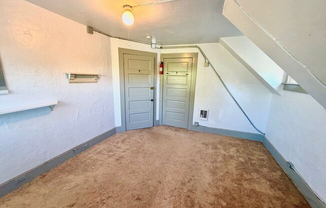 2228 McKinley Ave