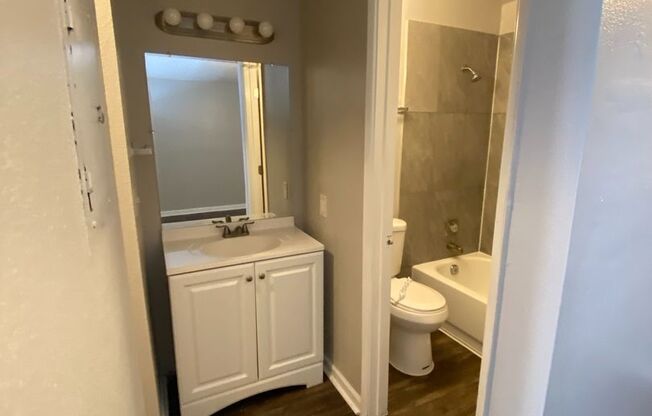 1 bed, 1 bath, 450 sqft, $749