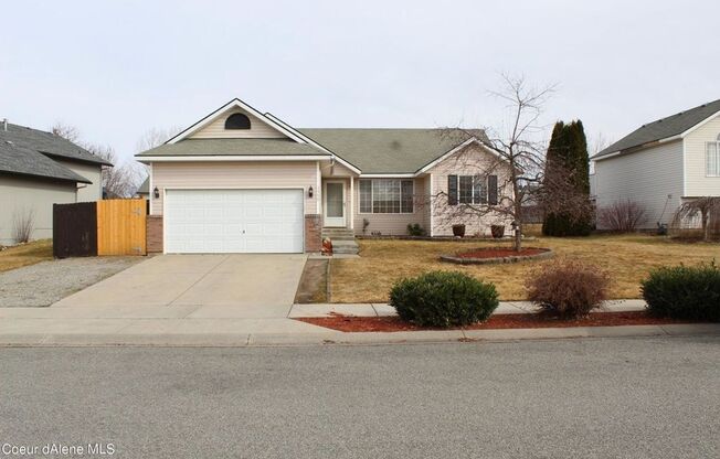 Single Level Home located in the Prairie Falls subdivision of Post Falls
