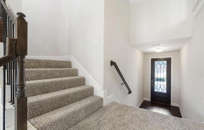 2640 VENICE DR