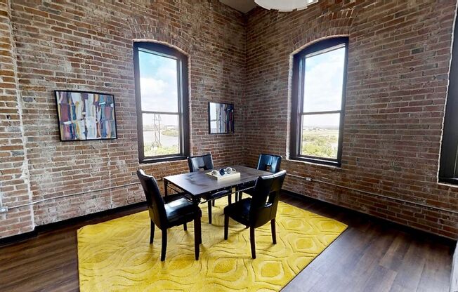1 bed, 1 bath, 785 sqft, $1,400, Unit 310
