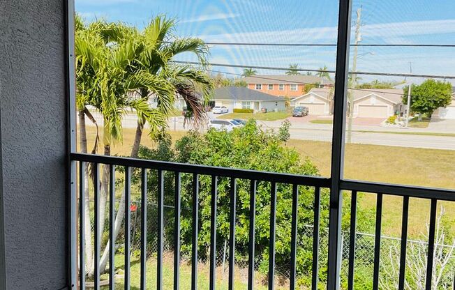 2 beds, 2 baths, 1,087 sqft, $1,450, Unit 1117 Unit 4