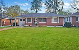 Spacious 4-Bedroom, 2-Bath Ranch Near Hartsfield Airport - Housing Vouchers Accepted