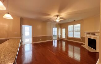 3 beds, 2 baths, $1,520, Unit Unit 102