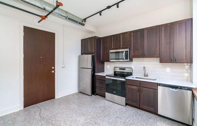 1 bed, 1 bath, $1,200, Unit 875 Michigan Ave Apt. 203
