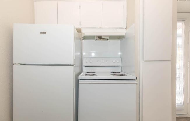 Studio, 1 bath, 448 sqft, $865