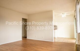 2 beds, 1 bath, $2,195, Unit 5