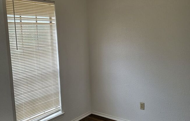 1209 Avondale Unit C, Arlington, TX 76011- PRICE REDUCED!