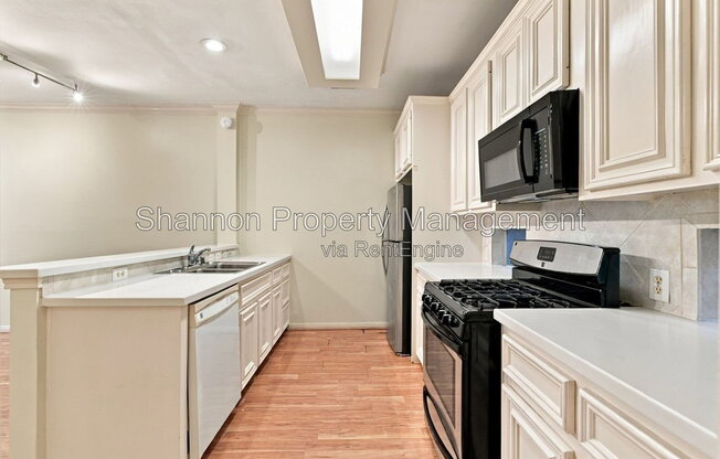 2 beds, 1.5 baths, 1,230 sqft, $2,075