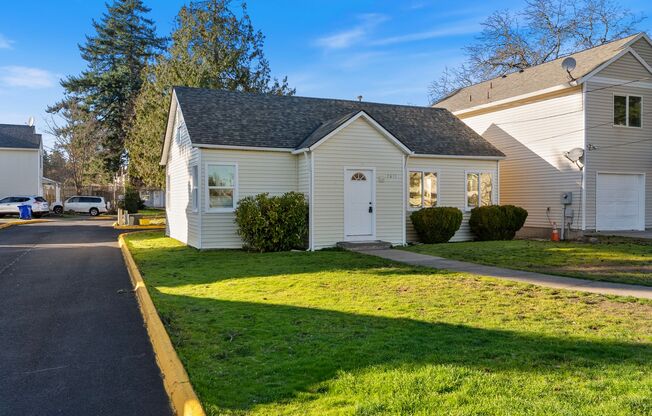 4 Bed | 1 Bath with Modern Finishes in SE PDX