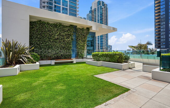 1 bed, 1 bath, 848 sqft, $3,850, Unit 411