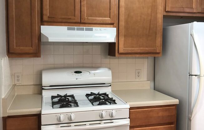 2 beds, 2 baths, 1,042 sqft, $1,249, Unit 5807F