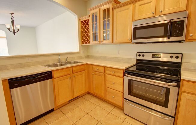 3 beds, 2 baths, 1,850 sqft, $2,275