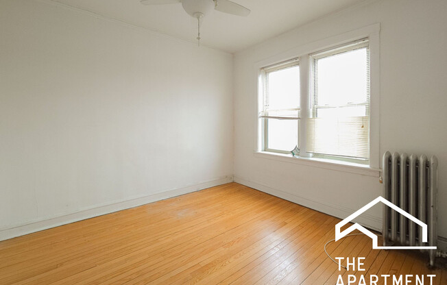 4507 North Greenview Ave.