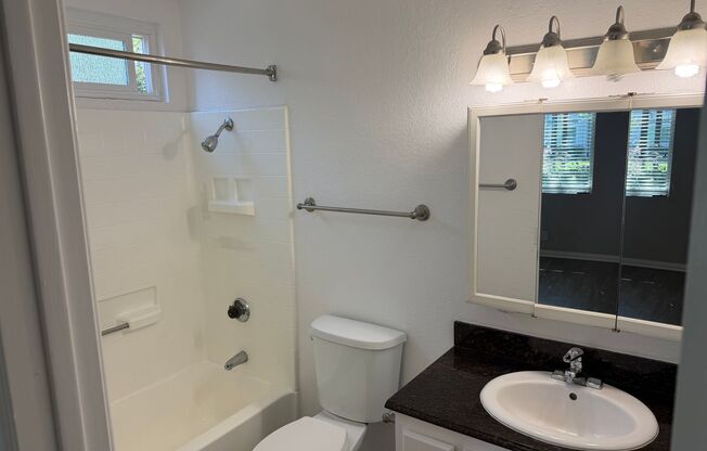 1 bed, 1 bath, 586 sqft, $2,340, Unit 209