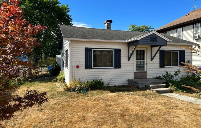 2 beds, 1 bath, $1,895