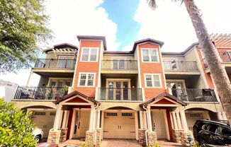 Welcome to Your Three-Story Paradise in Thriving Orlando, FL! WASHER & DRYER INCLUDED!