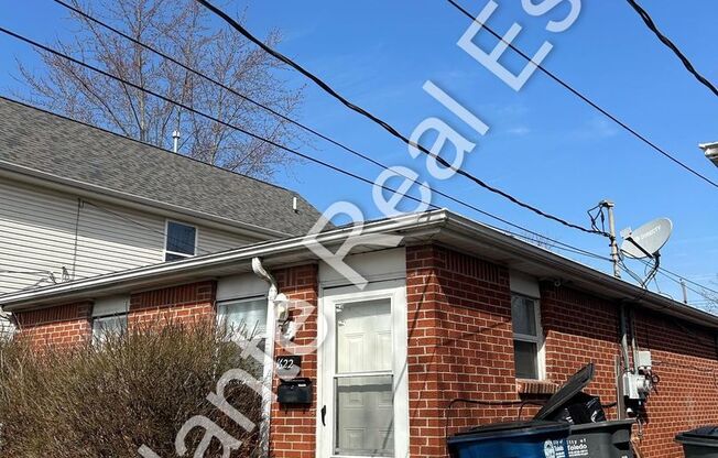 1622 MILBURN AVE