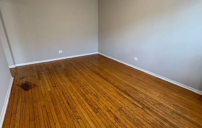 2 beds, 1 bath, 670 sqft, $1,075, Unit CA 143.5-3E