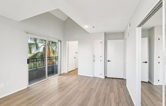 2 beds, 2 baths, 1,195 sqft, $2,248, Unit 407