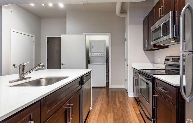 1 bed, 1 bath, 499 sqft, $1,425, Unit HA-715