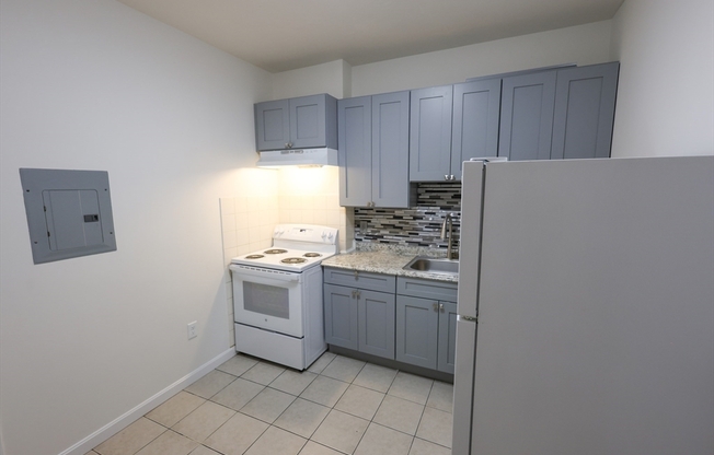 4 beds, 1 bath, 1,250 sqft, $3,600, Unit 3