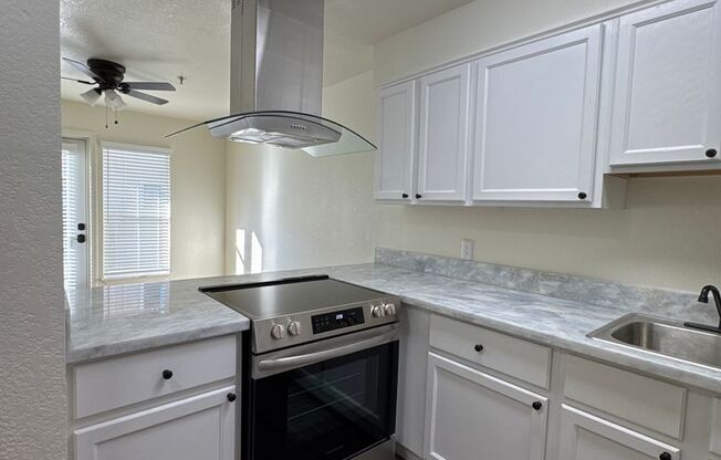 1 bed, 1 bath, 517 sqft, $1,695, Unit 69