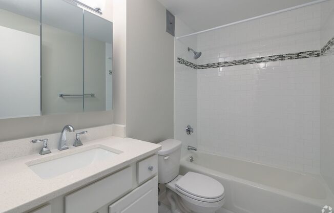 1 bed, 1 bath, 986 sqft, $2,550, Unit Building 3 5F